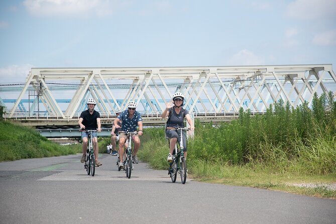 3-Hour Tokyo Private E-Bike Tour Starting from Your Hotel - E-Bike Setup and Safety: What to Expect Before You Ride