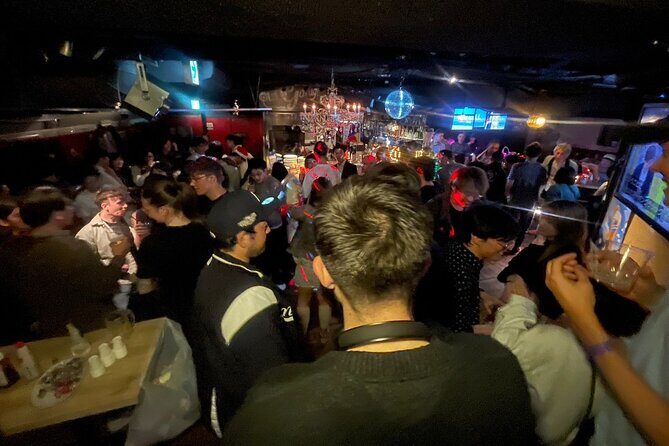 All We Can Drink and Make Friend Can Come Alone Party in Shinjuku - Where you meet: EXBAR TOKYO plus and the 7:30 PM start