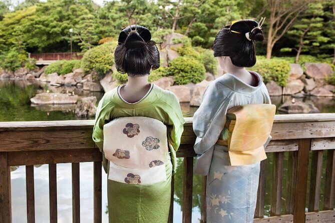 Authentic Geisha Performance with Dinner in Tokyo - Who should book this geisha dinner (and who should think twice)