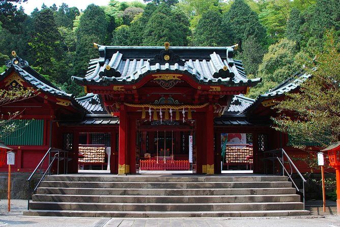 Custom Private Tour in Hakone with a Certified Local Guide - Stop by stop: from Hell Valley to Lake Ashi