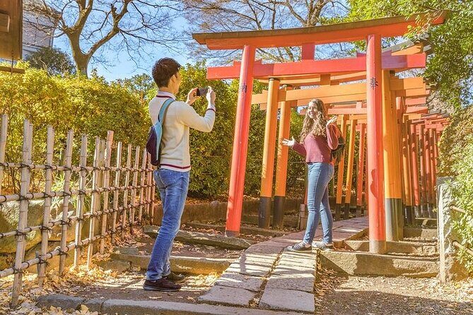 Discover Tokyo, Private Customized Tour with Expert Guides - Why this tour feels easier than solo Tokyo hopping