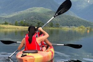 Early Morning Kayaking With Views of Mt Fuji at Lake Kawaguchiko - The safety + paddling lesson (7:00–7:30): easy for beginners, real about safety