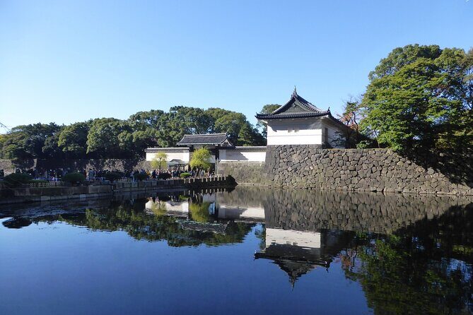 Imperial Palace East Garden and Edo Castle Walking Tour in Tokyo - Key things I’d bet on before you go