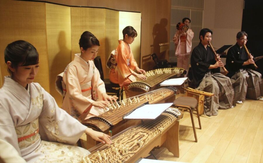 Japanese Traditional Music Show in Tokyo - Reserved seats, photos, and the chance to meet the musicians