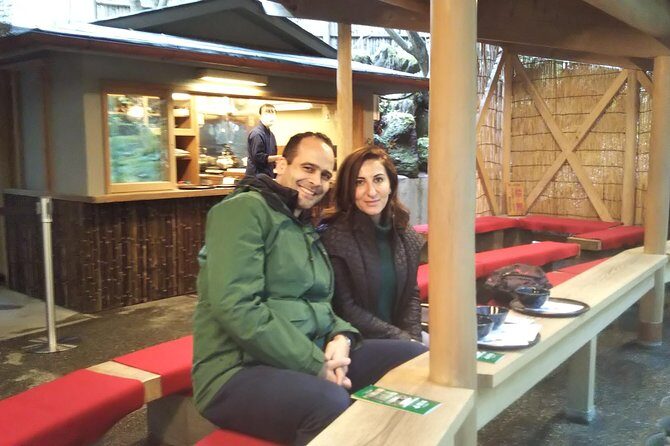 Kamakura 4hr Private Trip with Government-Licensed Guide - Tsurugaoka Hachimangu Shrine: Start with Power and Tradition