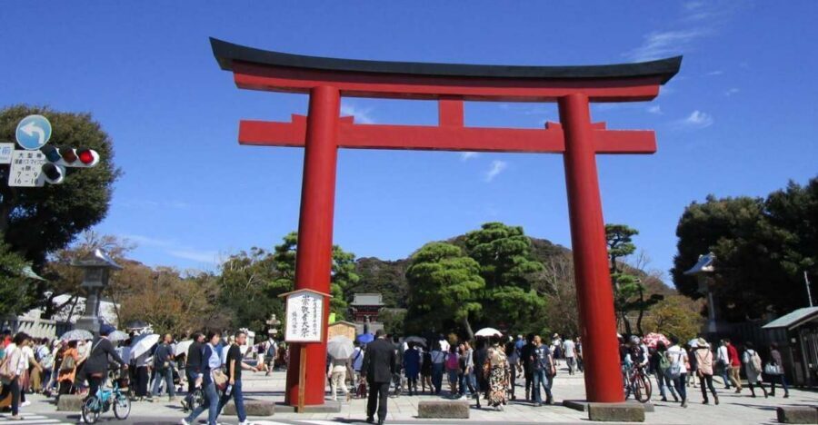 Kamakura: Private Guided Walking Tour with Local Guide - Hokoku-ji bamboo forest and your matcha pause
