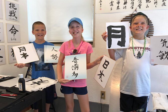 Let's experience calligraphy in YANAKA, Taito-ku, TOKYO !! - Timing and logistics that help your day go smoothly