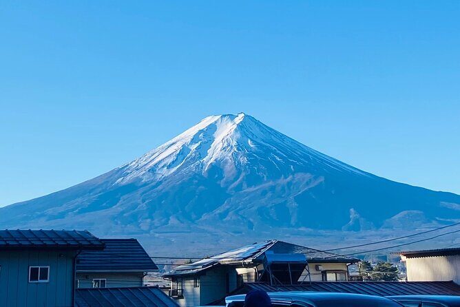 Majestic Mt. Fuji & Hakone Retreat –A Private Day Tour from Tokyo - Lake Kawaguchiko: Fuji lakeside views, plus easy strolling