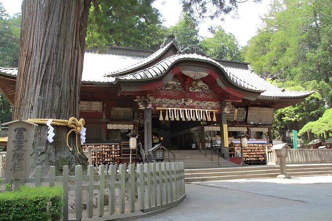 Mt FUJI Day Tour with Private Car and English Speaking Guide - Lake Kawaguchiko and Oishi Park: where Fuji turns into a full day scene