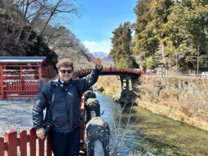Nikko: Kegon Falls, Lake Chuzenji & Toshogu Temple - Leaving Ginza: getting the first big view of Nikko