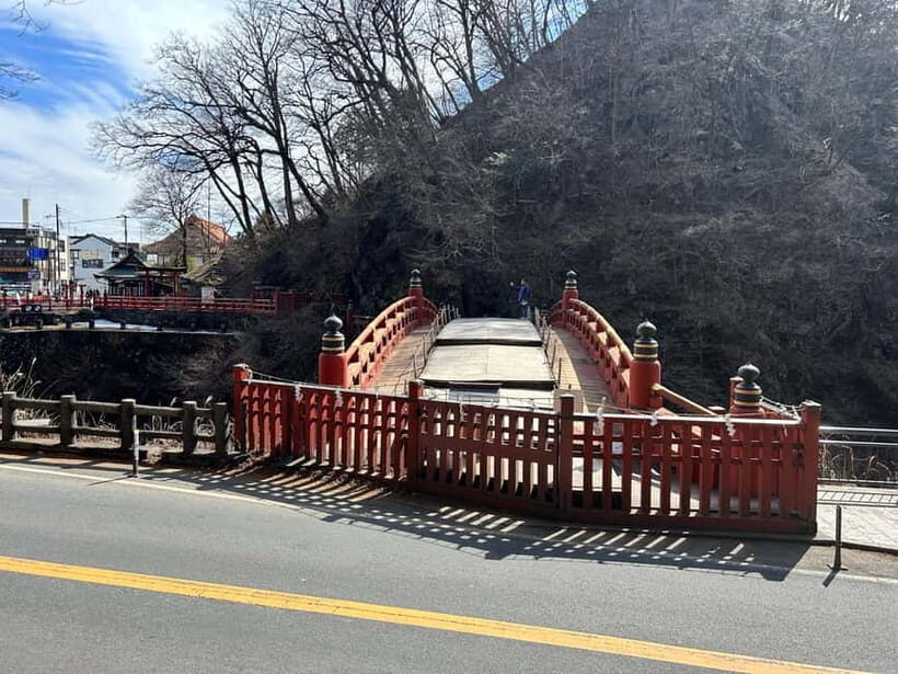 Nikko: Kegon Falls, Lake Chuzenji & Toshogu Temple - Lake Chūzenji: calm shore time with Mount Nantai as the backdrop