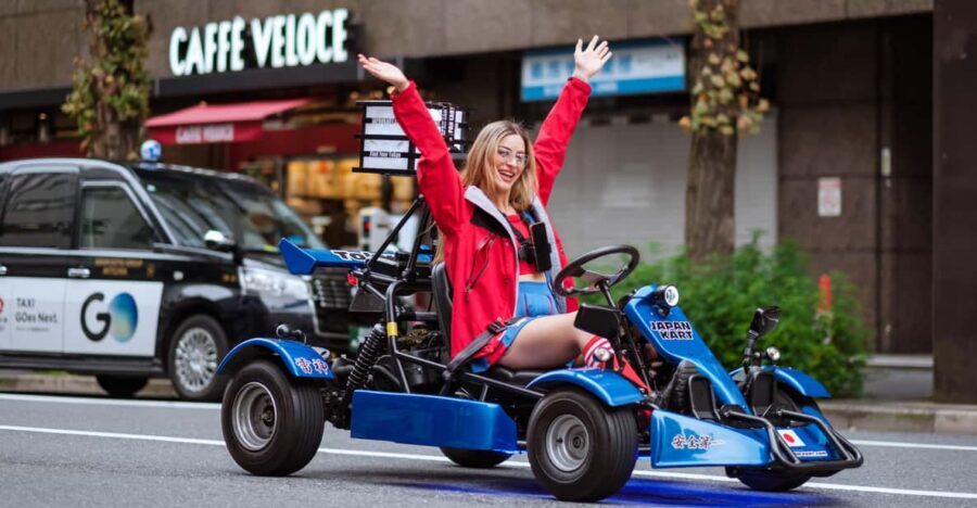 Official Japan Go-Kart Through Shibuya / Shinjuku - Safety and the Lead-Car System That Helps You Relax