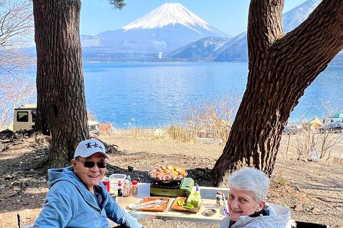 Private Mt Fuji Tour from Tokyo: Scenic BBQ and Hidden Gems - Lake Kawaguchiko: the easiest Fuji lake and its seasonal mood