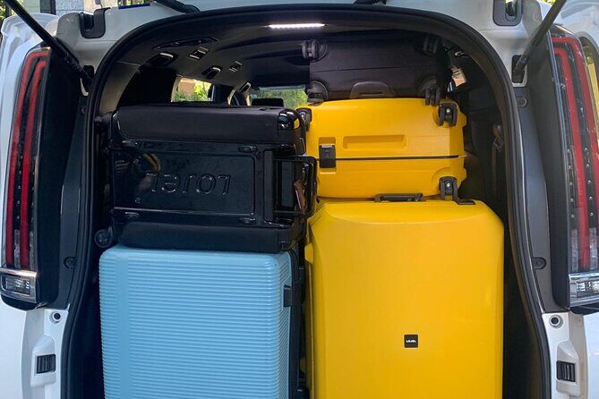 Shuttle Van Transfer, Yokohama(Port)⇒Tokyo, Narita, Haneda, TDR - Meeting the driver at Yokohama Port: where stress usually shows up