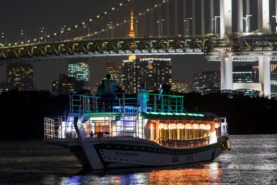 Sumida River: Japanese Traditional Yakatabune Dinner Cruise - From Asakusa to Tokyo Bay: what the night feels like
