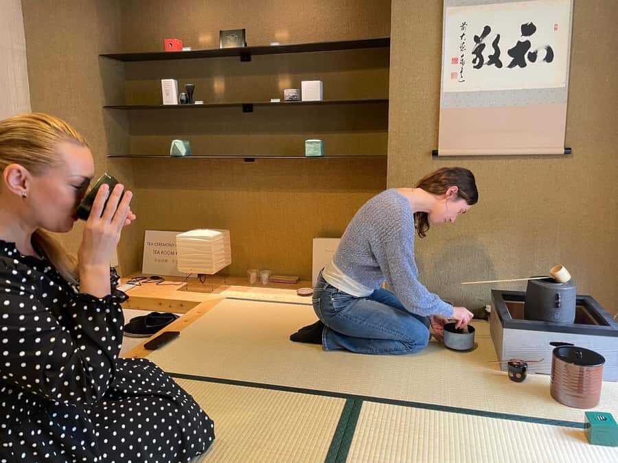 Tea Ceremony Experience in a Private Tea Room in Shibuya - Tea Room Kakoi in Shibuya: the quick route to a slow moment