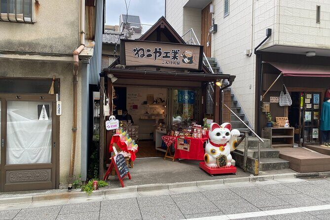 The Old Quarter of Tokyo - Yanaka Walking Tour - Nezu Shrine’s red torii gates and shrine etiquette that keeps things respectful