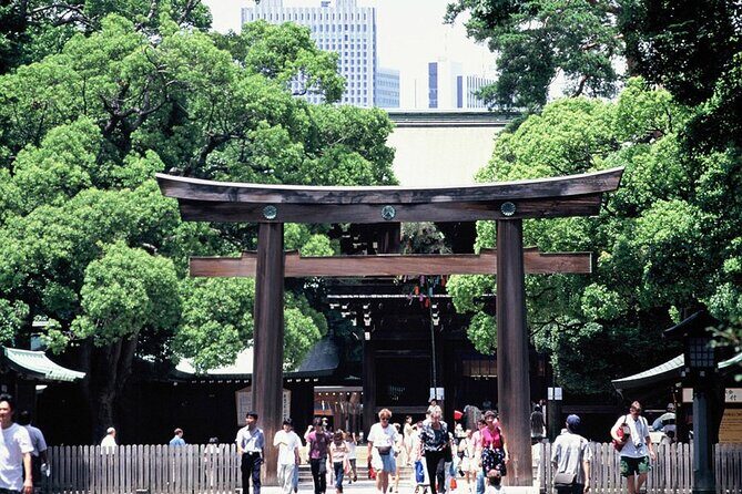 Tokyo 1-Day Bus Tour, pickup from 28 designated hotels in Tokyo - Ginza lunch and Hamarikyu Gardens: two styles of Tokyo elegance