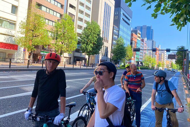 Tokyo: 3-Hour Bike/E-Bike Tour of the City's Highlights - Stop 7: Aoyama Street for design-minded Tokyo street edges