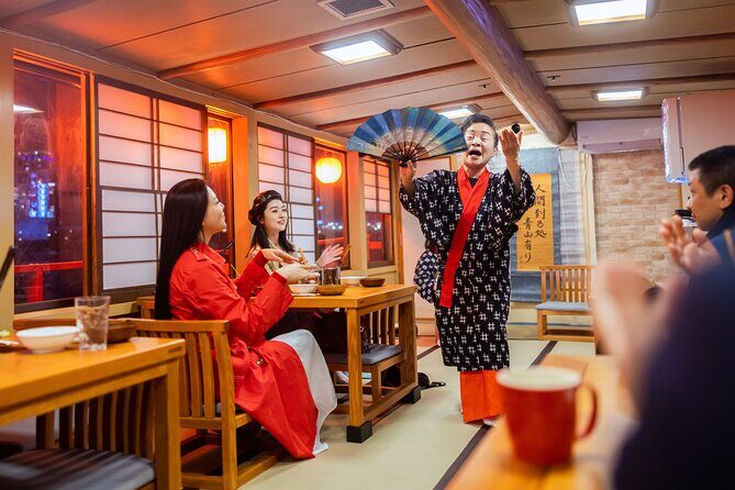 Tokyo Bay Yakatabune Dinner/Day Cruise with Japan Show and Drinks - The show: shamisen-style music and a host who keeps things moving