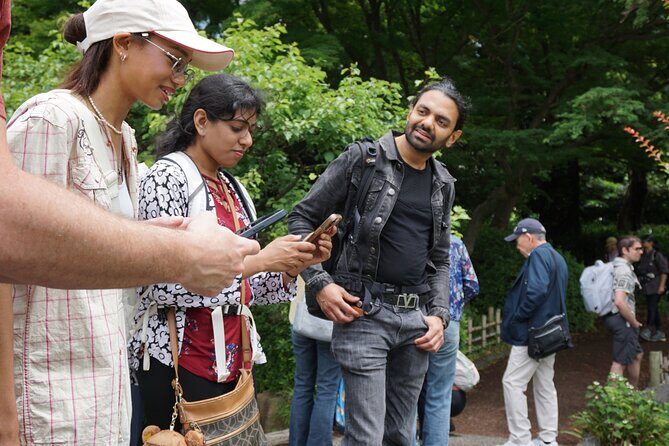 Tokyo Castle, Imperial Palace, Shogun & Garden Walking Tour - Shogun and Emperor Stories: The Context That Makes Tokyo Make Sense