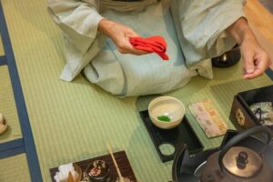 Tokyo: Casual Japanese Tea Ceremony Experience - Making Matcha: Whisking, Water, and the Little Details That Matter