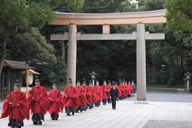 Tokyo City Tour by Private Car & English guide - Asakusa’s Senso-ji and Nakamise shopping street: old Tokyo first