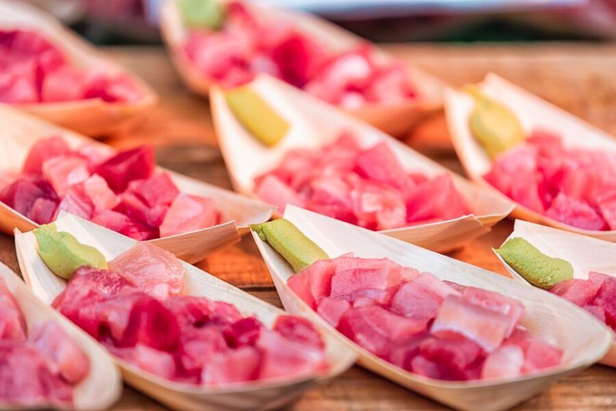 Tokyo: Classic Tsukiji Food Tour - Entering Tsukiji with the Right Starting Point