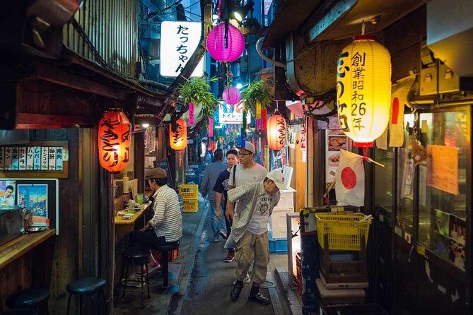 Tokyo Cyberpunk Street Photo Tour - Tokyo cyberpunk glow: why this tour works at night