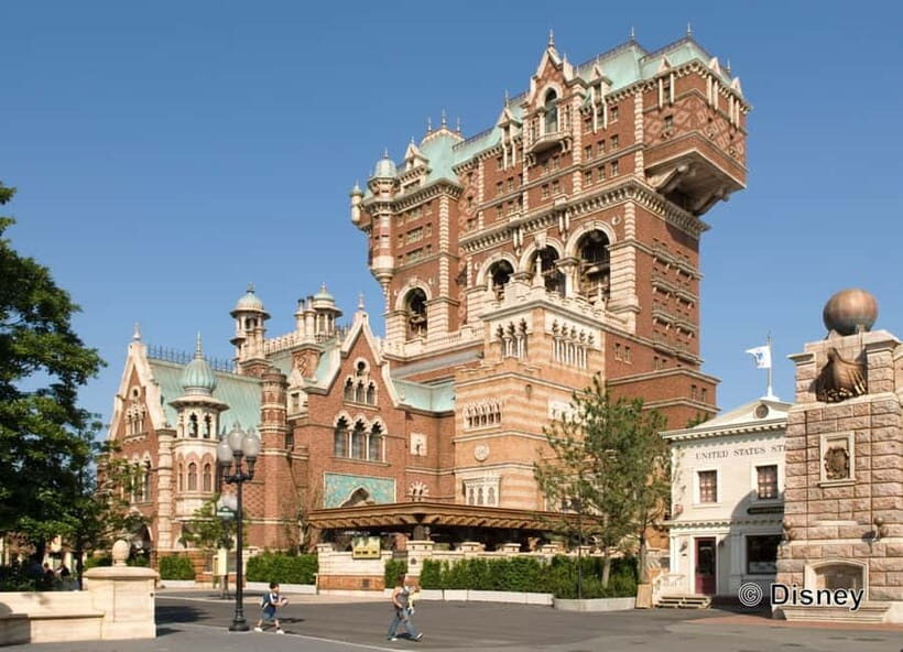 Tokyo: DisneySea 1-Day Passport - Smartphone tickets and the park app: how you avoid the gate chaos