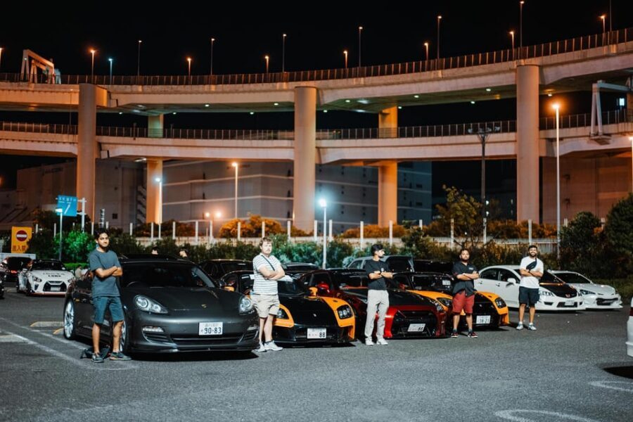 Tokyo Drift: Daikoku PA Supreme Car Experience 大黒PA - Daikoku Car Meet time: walking, chatting, and getting pro shots