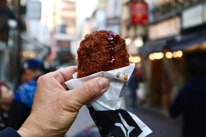 Tokyo: Food Tour in Ueno with 10+ Tastings of Japanese Classics - Shinto shrine stop: the Tokugawa Ieyasu connection