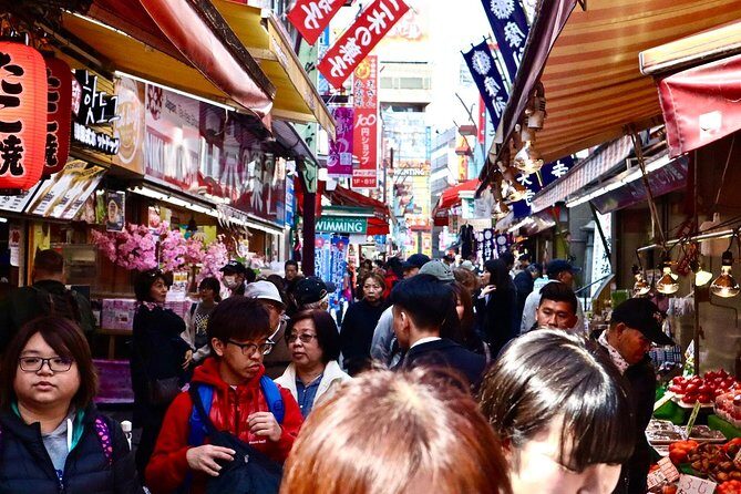 Tokyo: Food Tour in Ueno with 10+ Tastings of Japanese Classics - Buddhist worship grounds: calm surroundings before the next taste