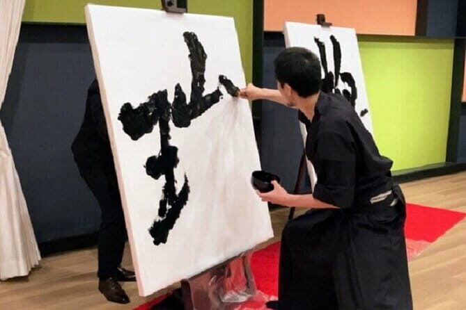 Tokyo Manga Drawing Experience Pro Artist Workshop & MangaHistory - Price and value: is $100 a fair deal for 3 hours?
