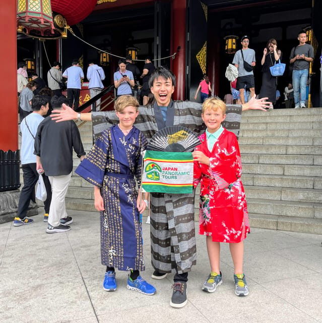 Tokyo: Meiji Shrine, Asakusa, Skytree Bus Tour and Cruise - Imperial Palace Outer Garden: photos, symmetry, and that old-meets-new feeling