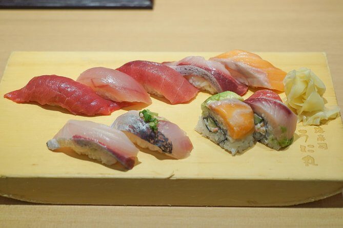 Tokyo Night Foodie Tour in Shinjuku - Seasonal Sushi, Wagyu Beef - Wagyu on shichirin: the cooking is part of the meal