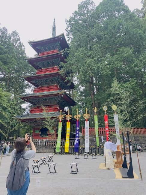 Tokyo: Nikko Private Customize Tour English Driver & Guide - Keeping the day smooth: flexibility, rest stops, and photo help
