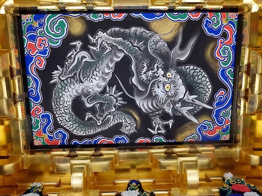 Tokyo: Nikko Toshogu Shrine and Kegon Waterfall Tour - Lake Chūzenji: time for cold air, views, and a little shopping
