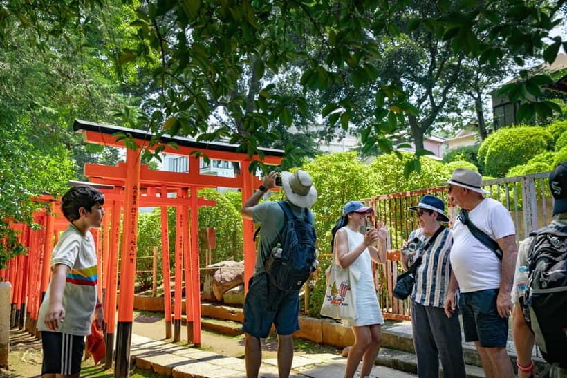 Tokyo: Old Quarter Yanaka Walking Tour - Tennoji Temple: the bronze Buddha and the seven Gods of Fortune