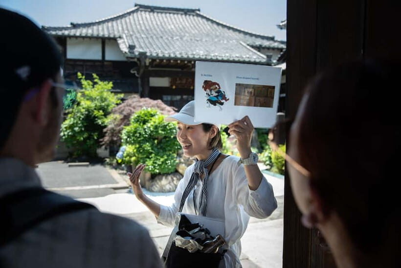 Tokyo: Old Quarter Yanaka Walking Tour - Yanaka Cemetery: enormous trees, quiet stories, and a sense of time