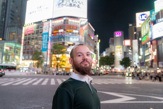 Tokyo Portrait Tour with a Professional Photographer - Stop 1 at Miyashita Park: Neon Views and the Rooftop Feel