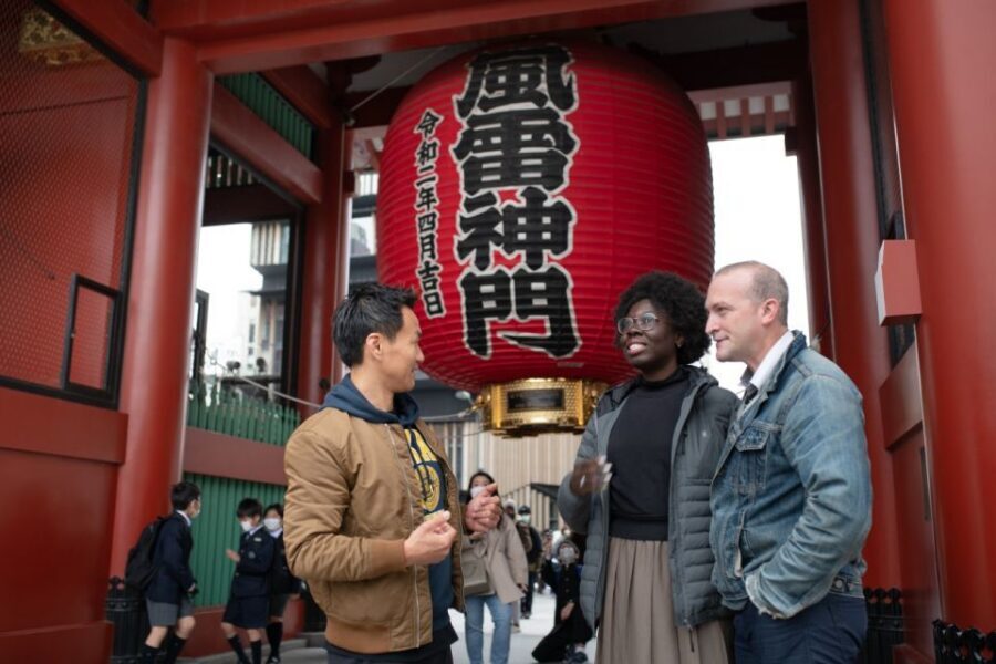 Tokyo: Private Custom Insider Tour with a Local Host - Walking pace, transit between stops, and the SHIBU HACHI BOX meeting point