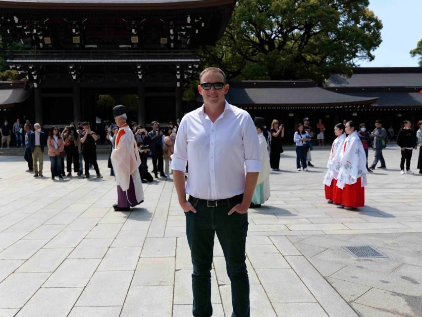 Tokyo: Private Custom Walking Tour with Local Guide - Old Tokyo temple time: Asakusa and the streets around Senso-ji