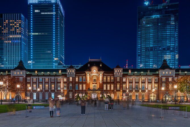 Tokyo Private Customizable Tour with English Speaking Chauffeur - Imperial Palace: a calm break in the middle of the day