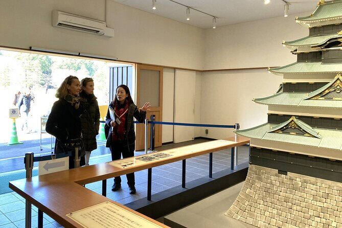 Tokyo Private Tour! Edo Castle & Imperial Palace East Gardens - Ote-mon Gate: where arrival energy changes