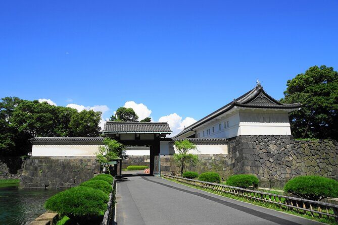 Tokyo Private Tour! Edo Castle & Imperial Palace East Gardens - Timing and pacing: a 2-hour loop that doesn’t feel rushed