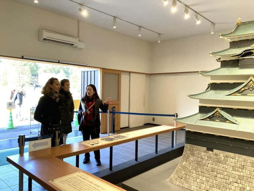 Tokyo: Pvt. Tour - Edo Castle & Imperial Palace East Gardens - Key Highlights You’ll Feel During the Walk