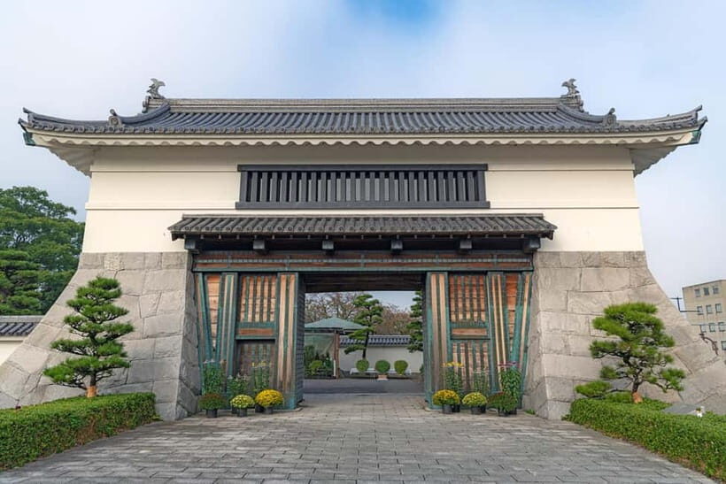Tokyo: Pvt. Tour - Edo Castle & Imperial Palace East Gardens - The Security Reality: Baggage Inspection and Locker Timing