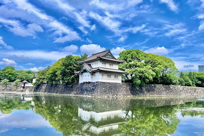 Tokyo: Pvt. Tour - Edo Castle & Imperial Palace East Gardens - Why the Guide Makes This Tour Worth It (From English to Explanations)