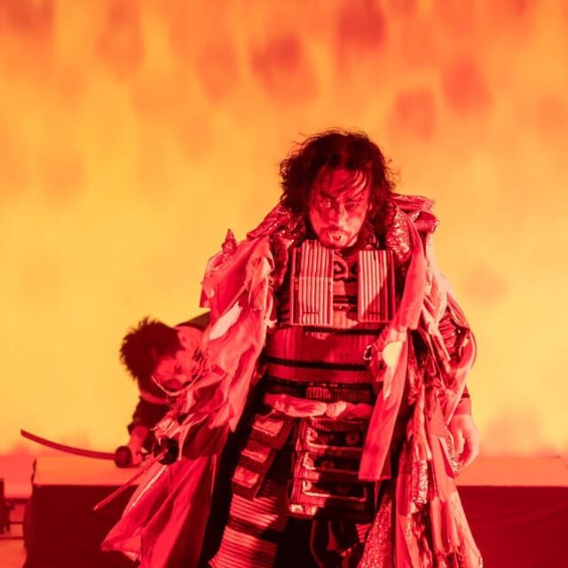 Tokyo: Samurai Entertainment Night Show in Kanda Shrine - Drinks, rules, and photo time: what you can and can’t do